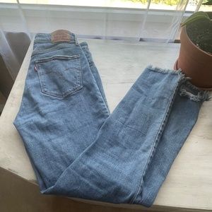Levi High Rise Skinny